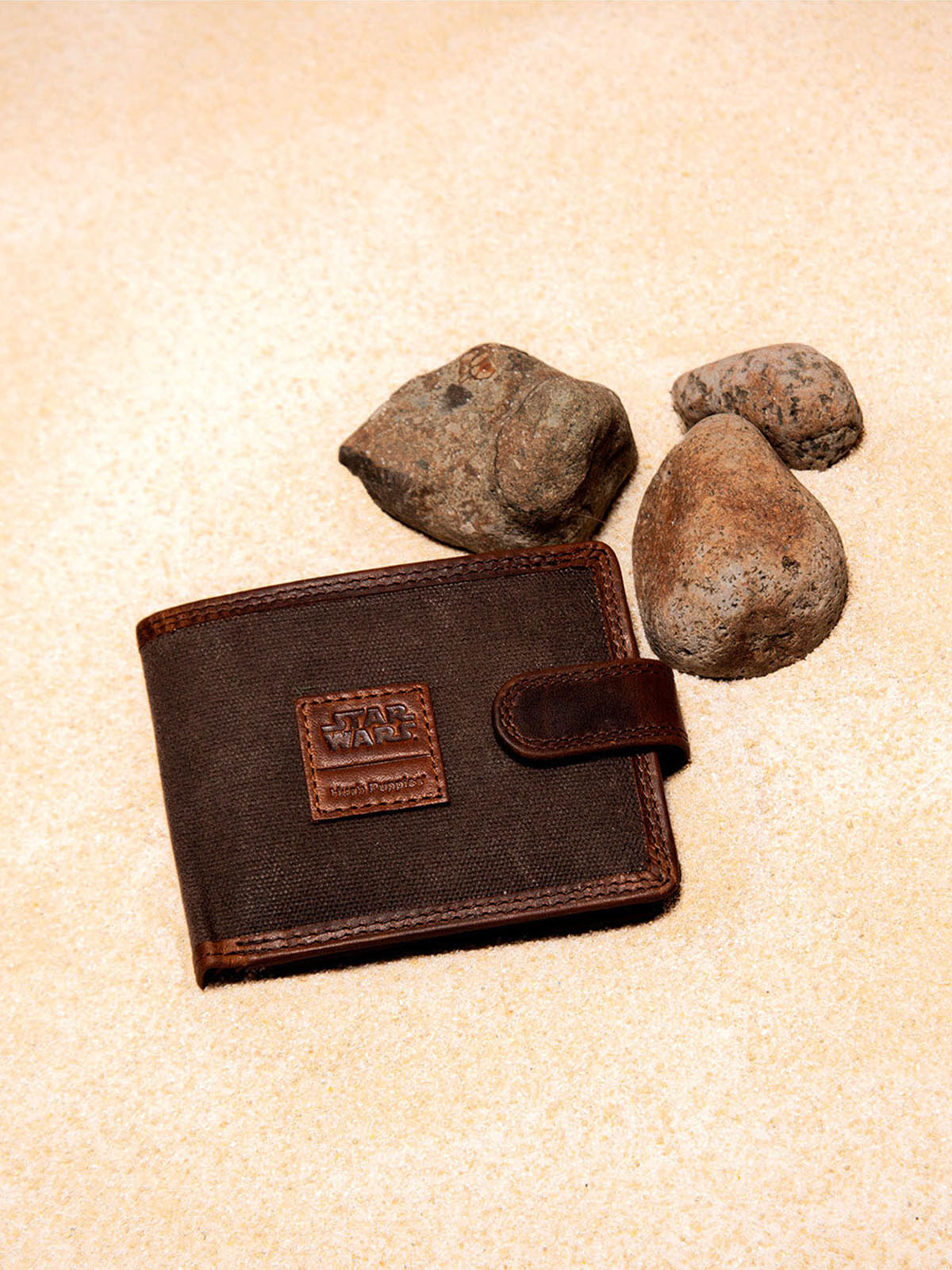 Billetera Canvas Engrasado Y Cuero Mujer Sw Rebel Wallet Café Hush Puppies | Hush Puppies