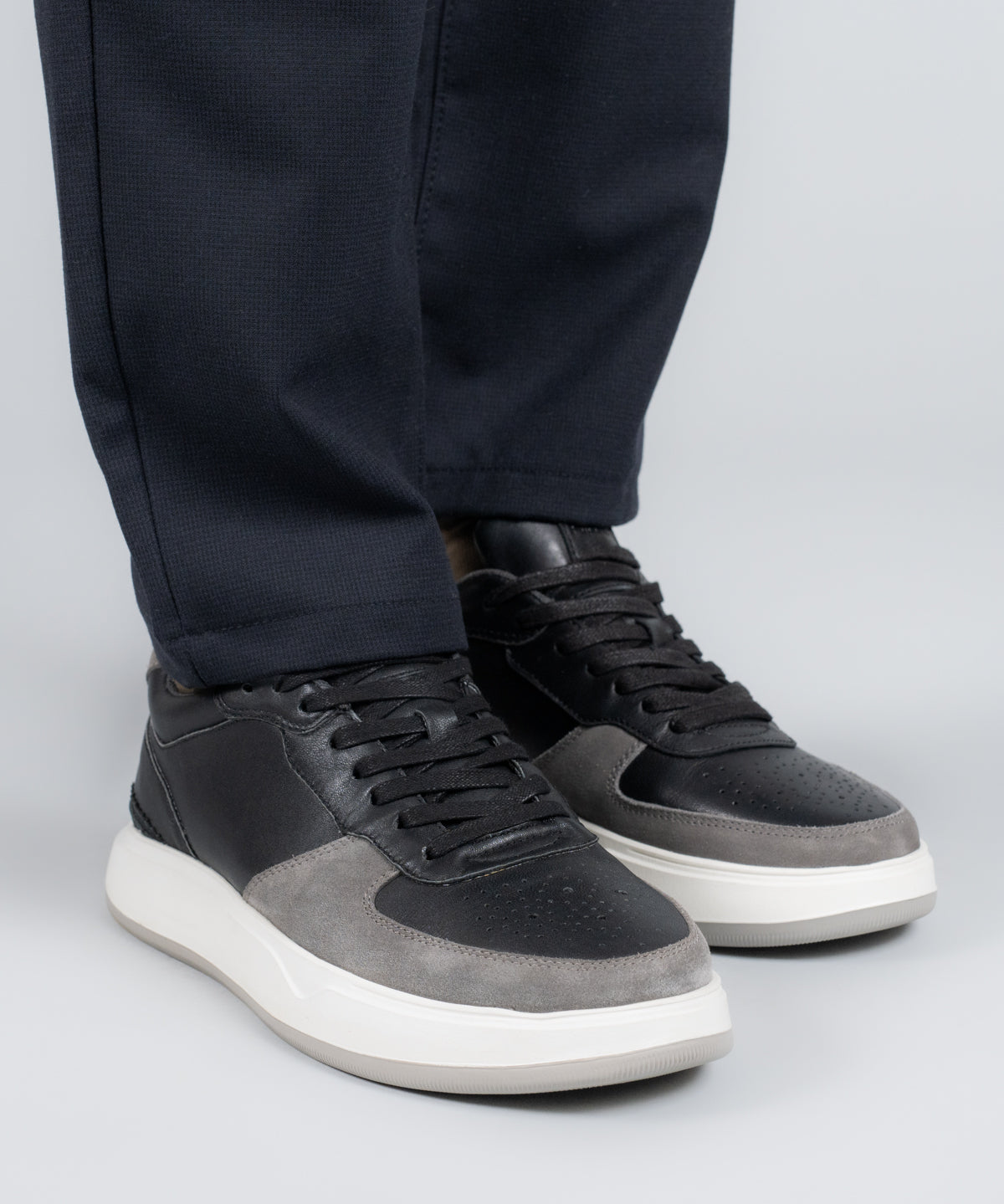 Zapatilla Cuero Hombre Mozze Negro | Hush Puppies