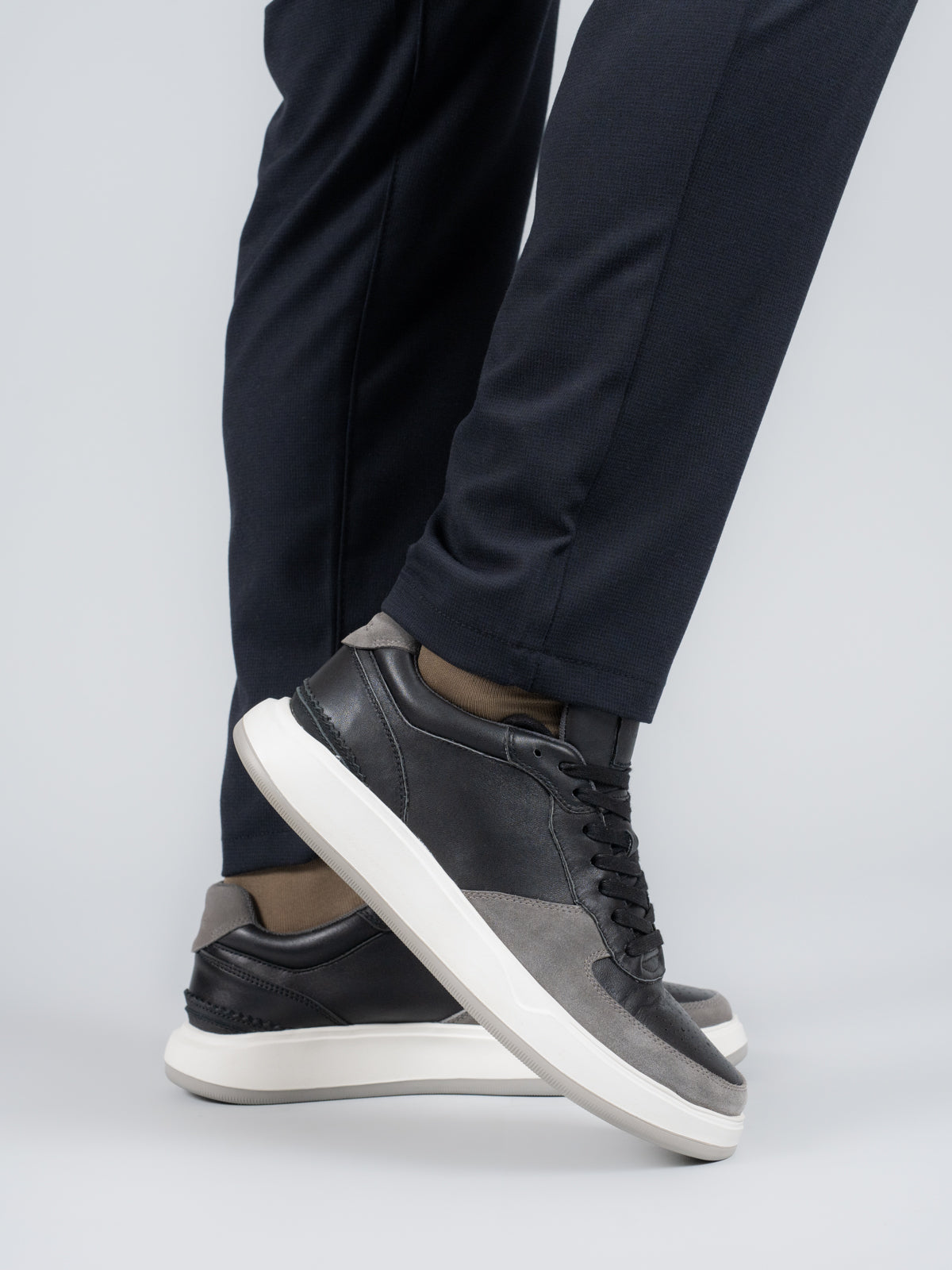 Zapatilla Cuero Hombre Mozze Negro | Hush Puppies