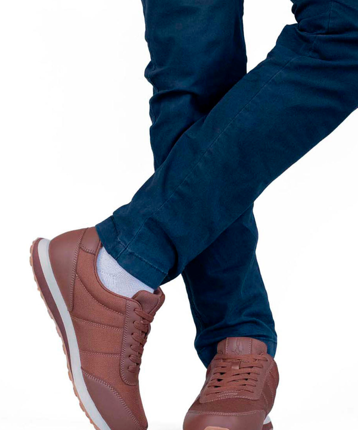 Zapatilla Cuero Hombre Seventy8 Café Hush Puppies