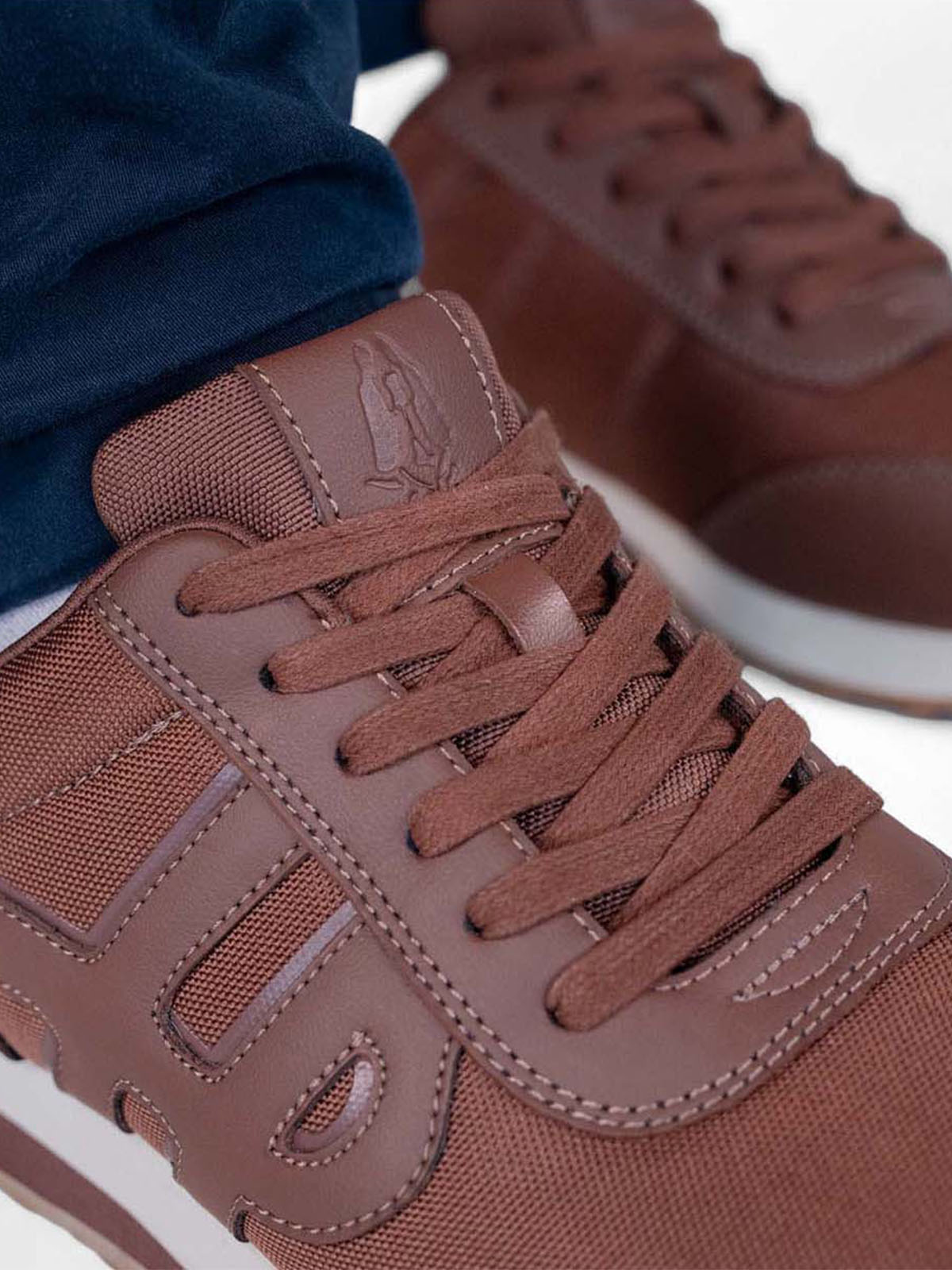 Zapatilla Cuero Hombre Seventy8 Café Hush Puppies