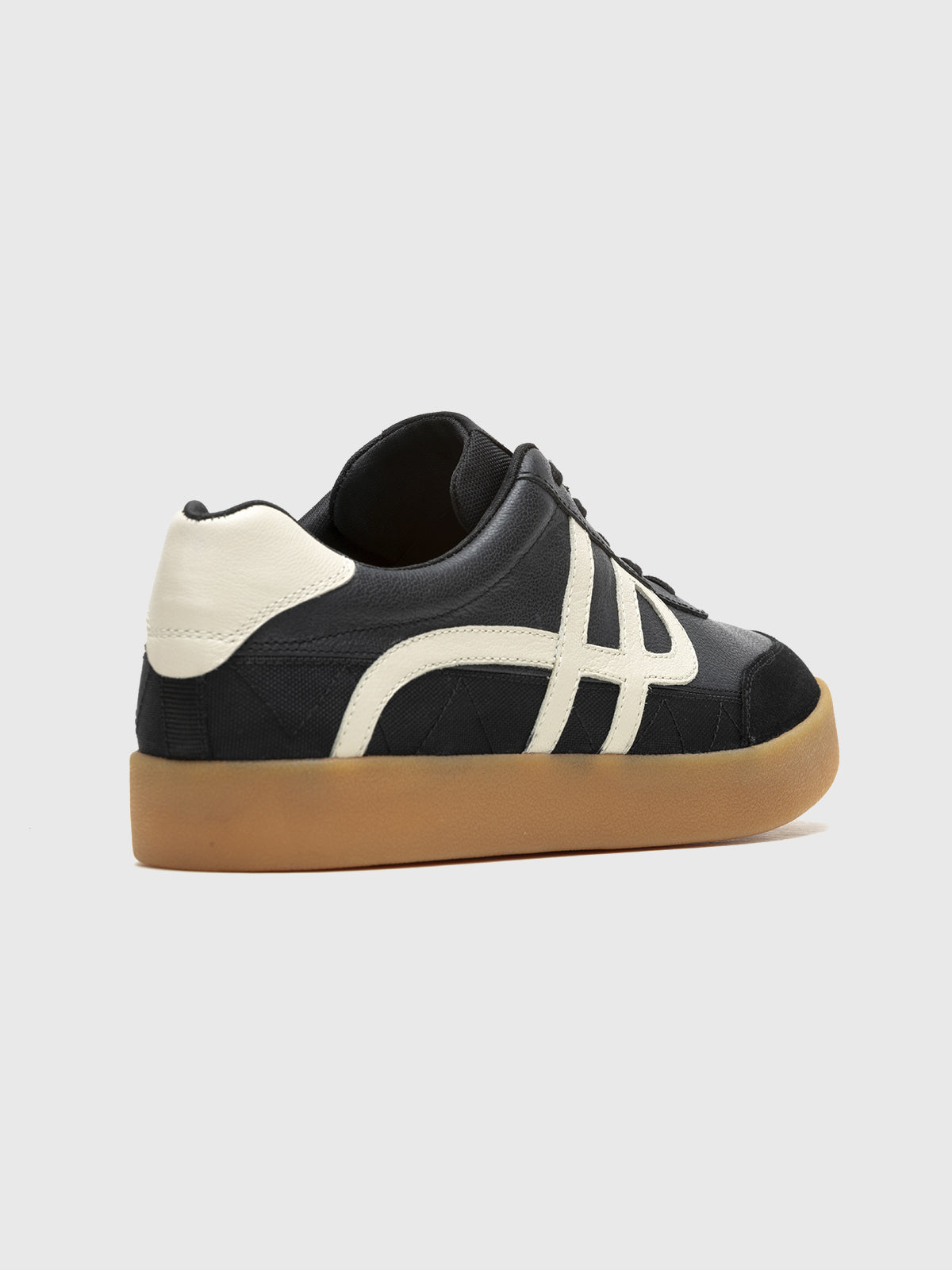 Zapatilla Cuero Hombre Seventy8 Charlie Negro-Hush Puppies Chile