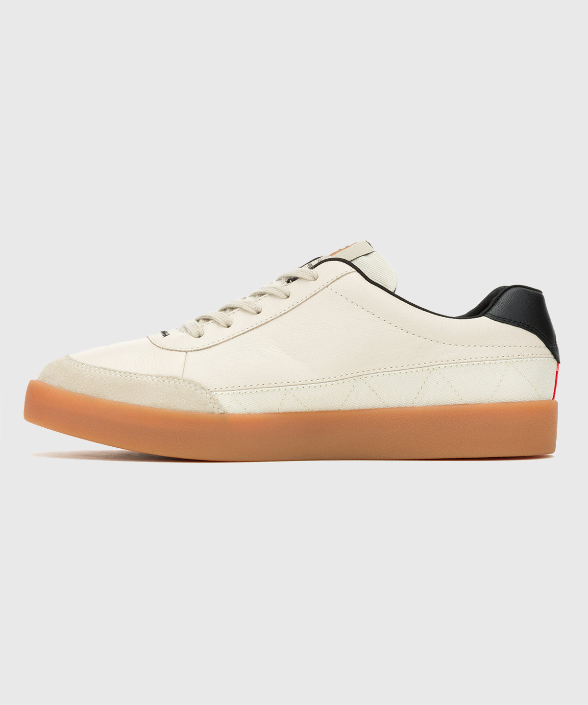 Zapatilla Peanuts Seventy8 Charlie Blanco-Hush Puppies Chile