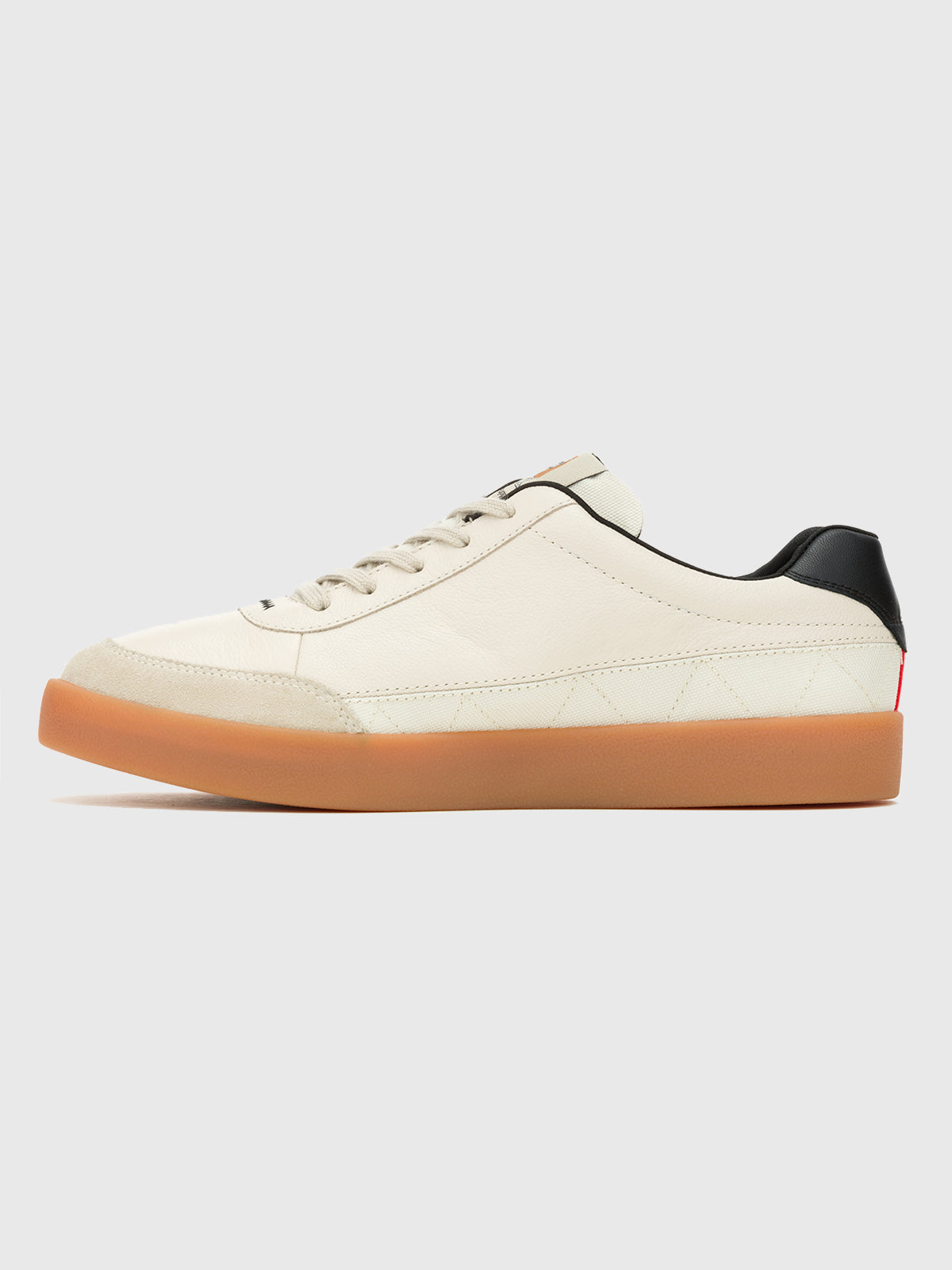 Zapatilla Peanuts Seventy8 Charlie Blanco-Hush Puppies Chile