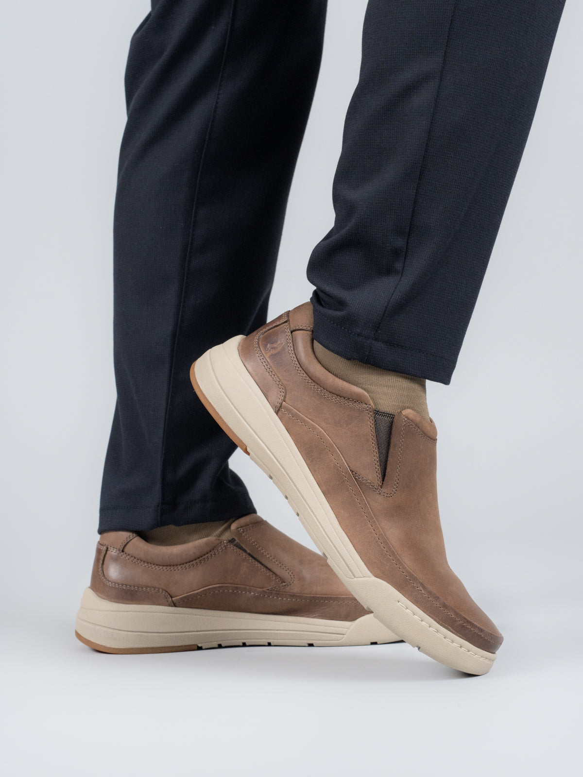 Slip On Cuero Hombre Hunt Café