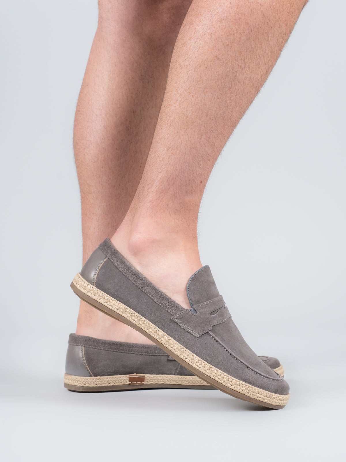 Mocasin Cuero Hombre Montella Gris