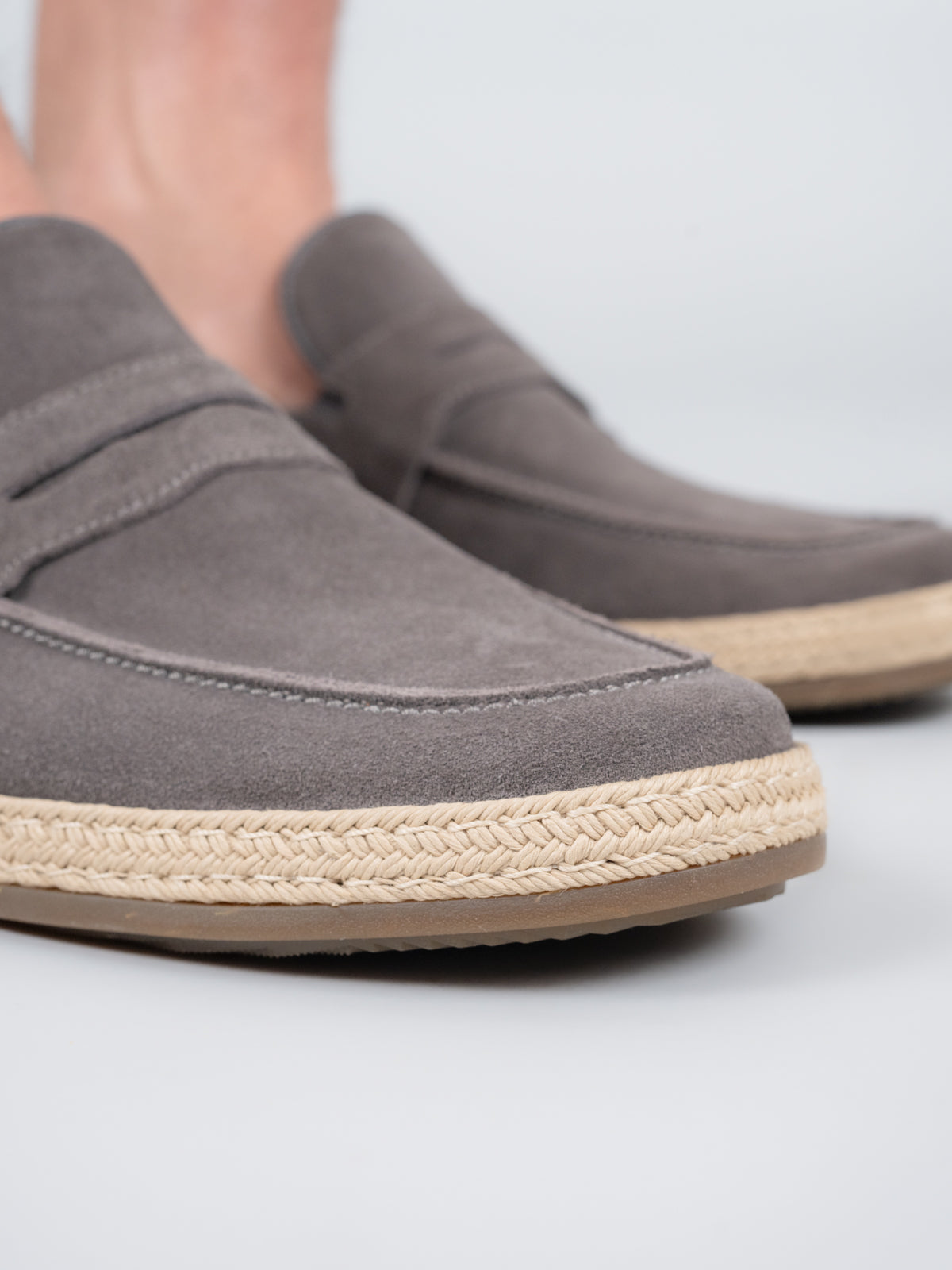 Mocasin Cuero Hombre Montella Gris