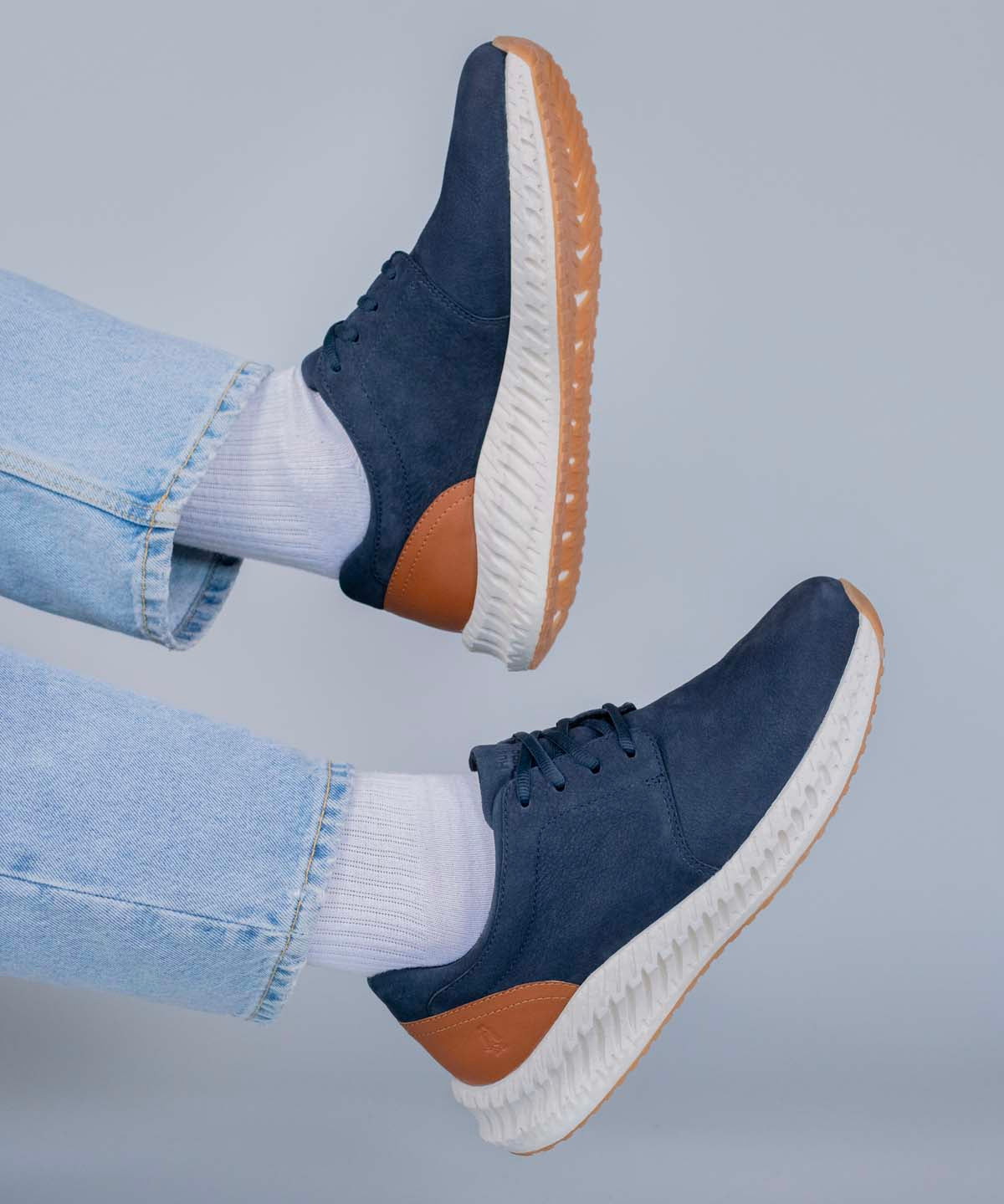 Zapatilla Cuero Spinal Discover Azul Hush Puppies