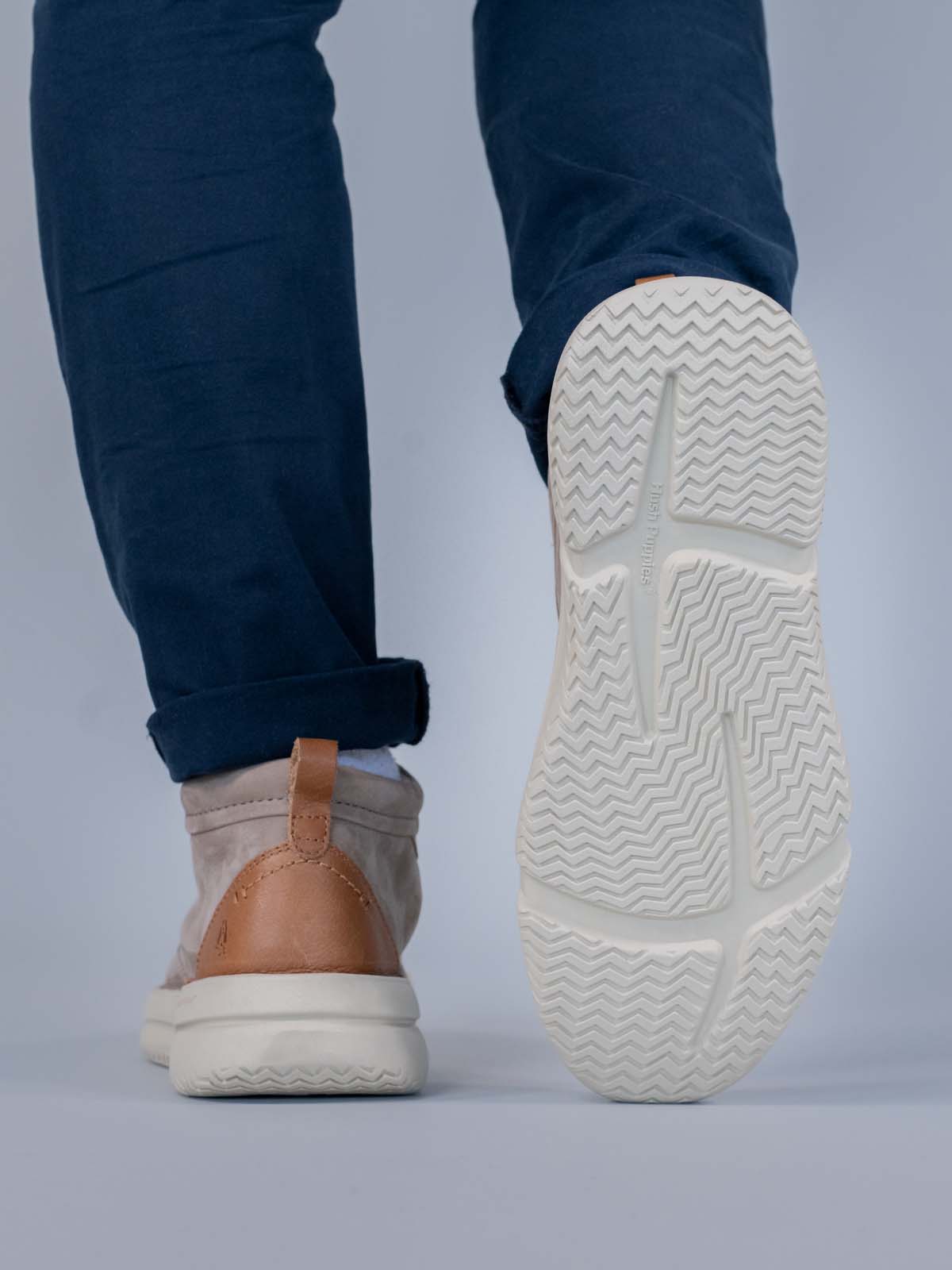 Botin Cuero Baylor Chukka Gris Hush Puppies