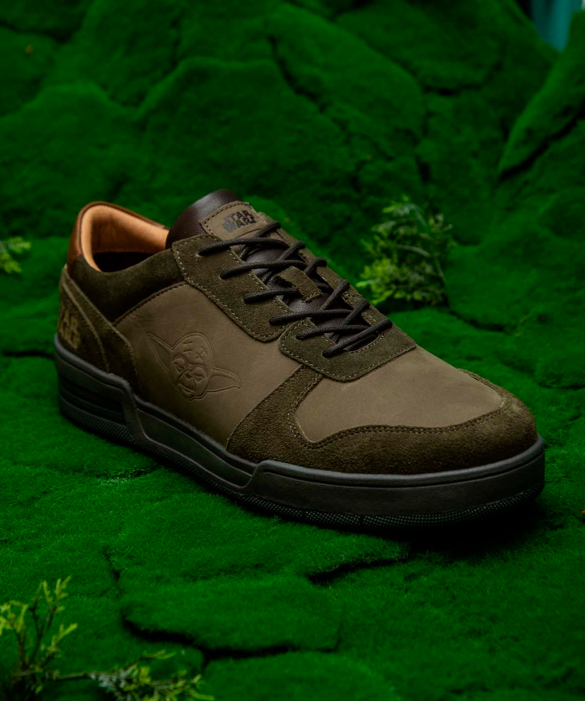 Zapatilla Hombre Star Wars Yoda Oliva | Hush Puppies