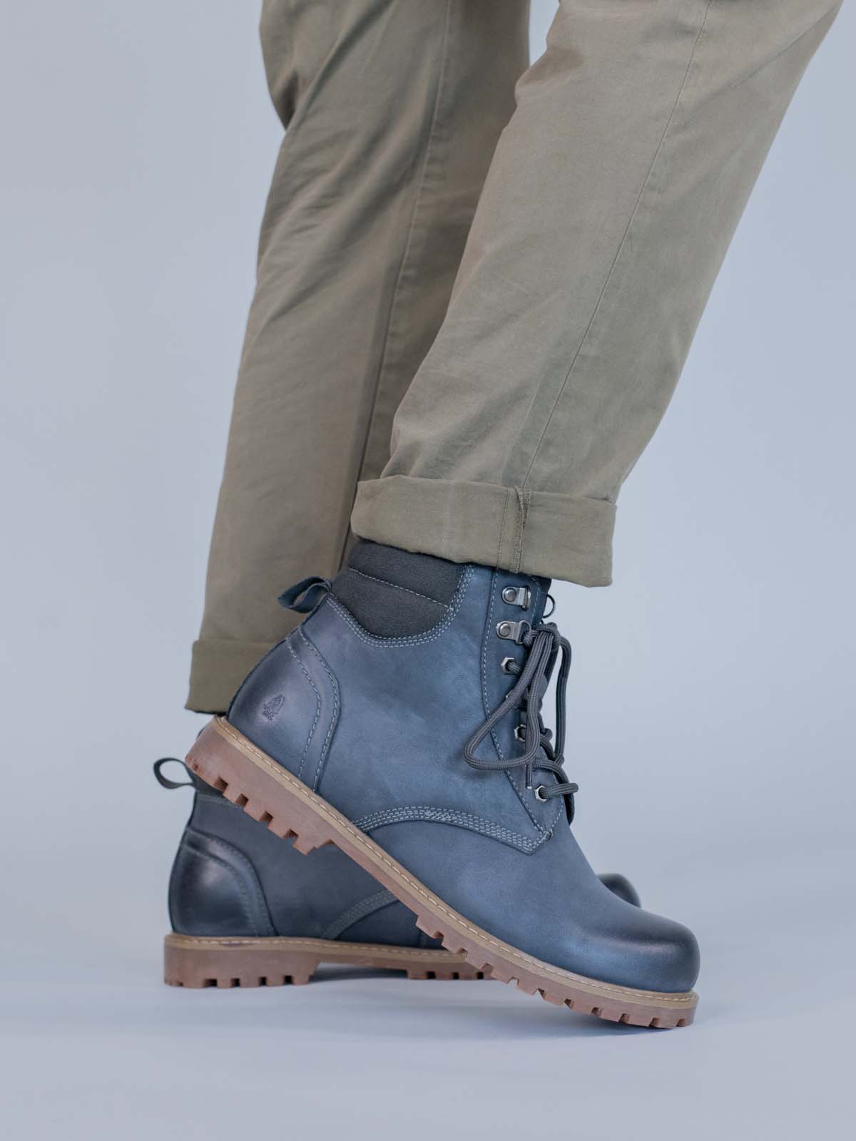 Botin Cuero Hombre Maxwell Azul Hush Puppies