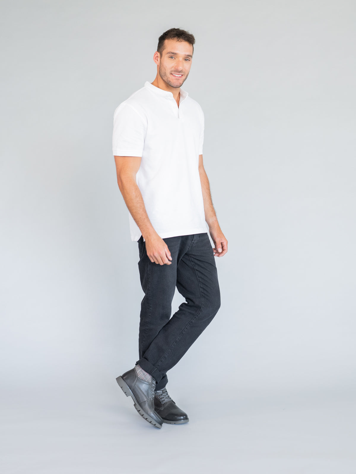 Botin Cuero Hombre Rosco Gris-Hush Puppies Chile