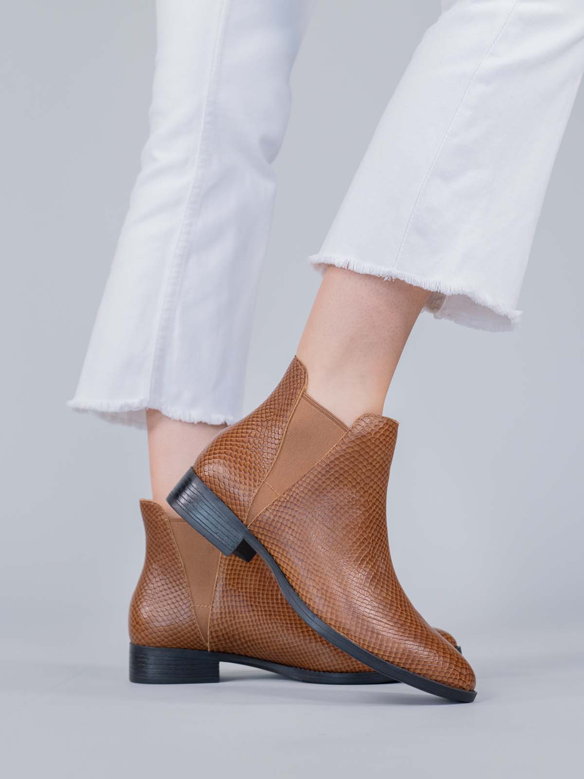 Botin Cuero Mujer Alva Café Hush Puppies