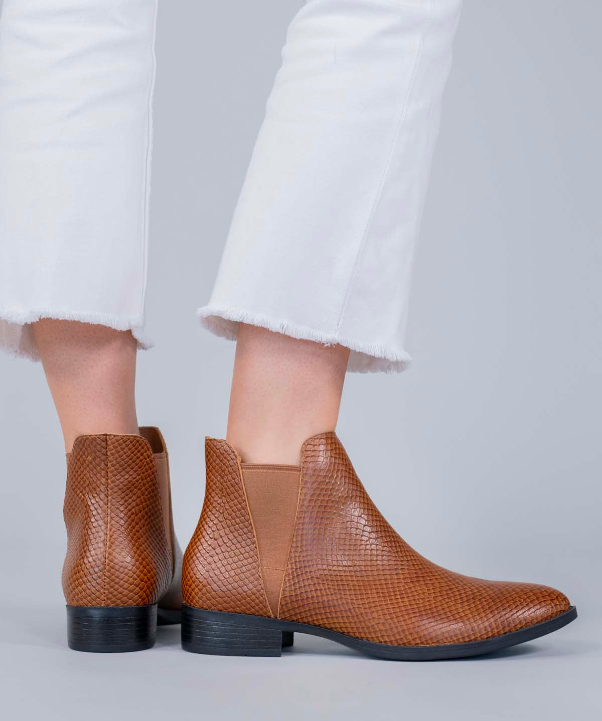 Botin Cuero Mujer Alva Café Hush Puppies