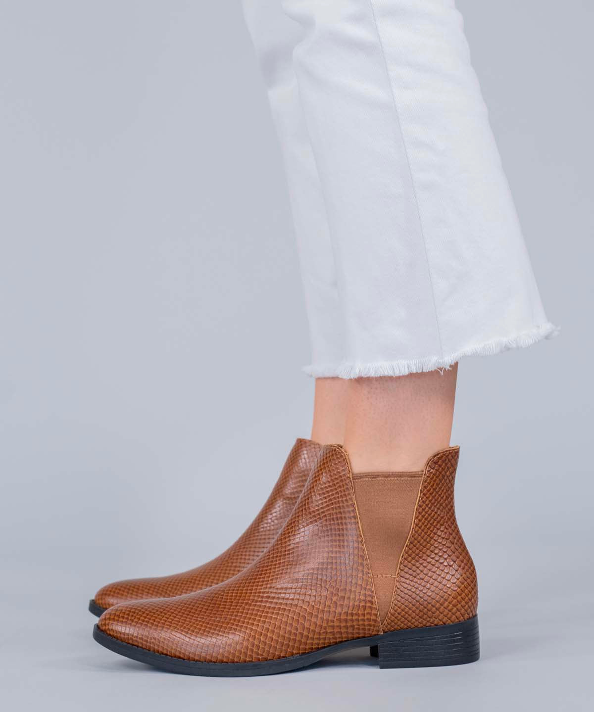 Botin Cuero Mujer Alva Café Hush Puppies