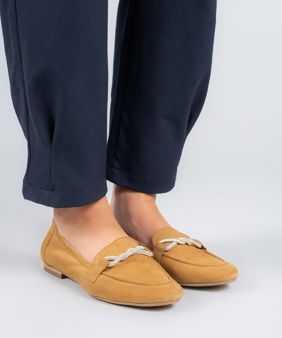 Mocasin Cuero Mujer Dinnat Café Claro