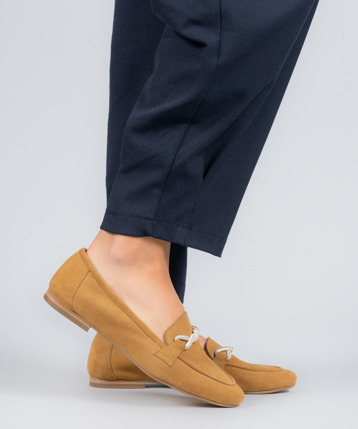 Mocasin Cuero Mujer Dinnat Café Claro