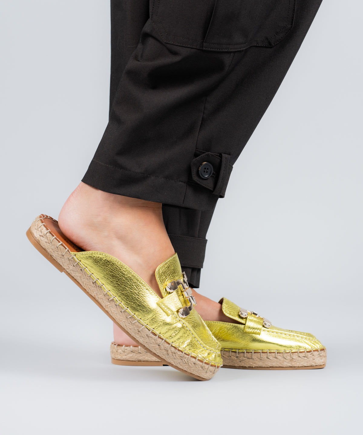 Alpargata Cuero Mujer Aprica Lima