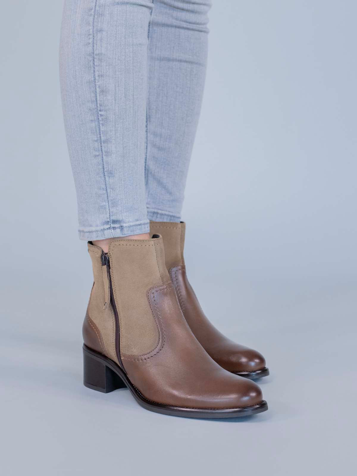 Botin Cuero Mujer Ellee Café Hush Puppies