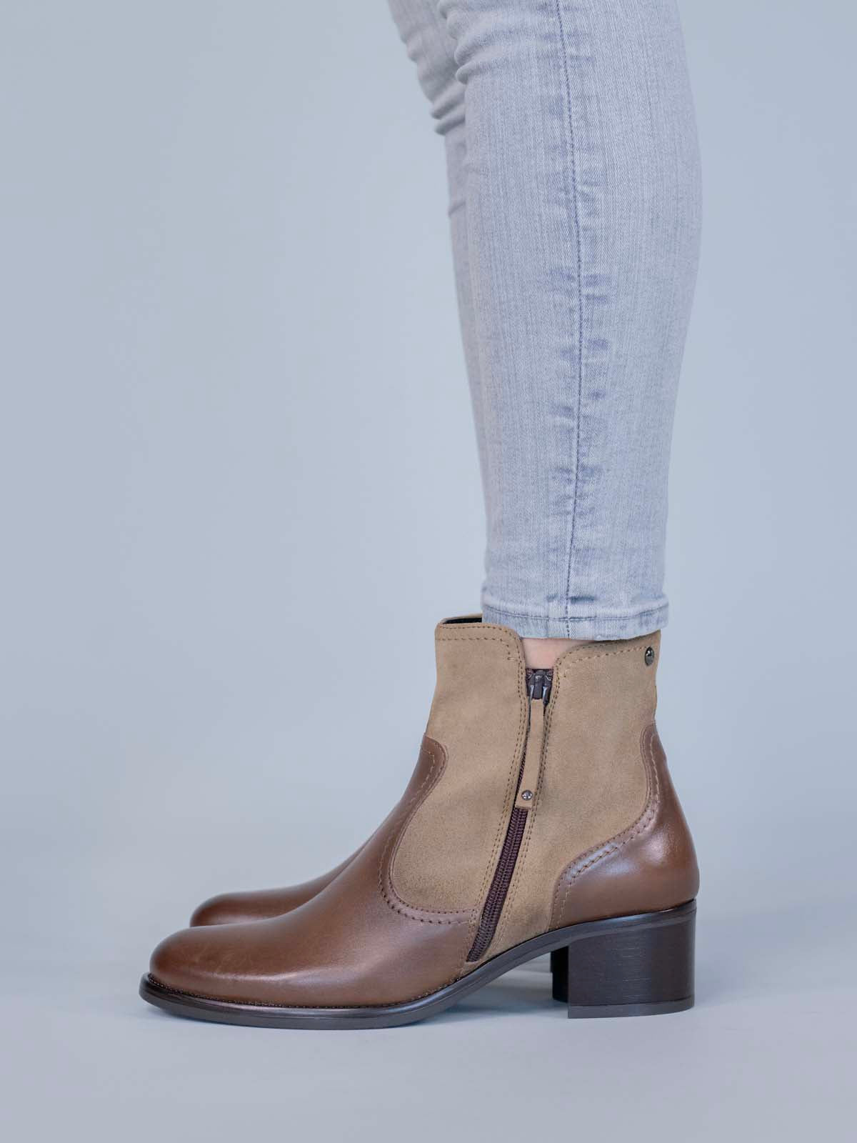 Botin Cuero Mujer Ellee Café Hush Puppies