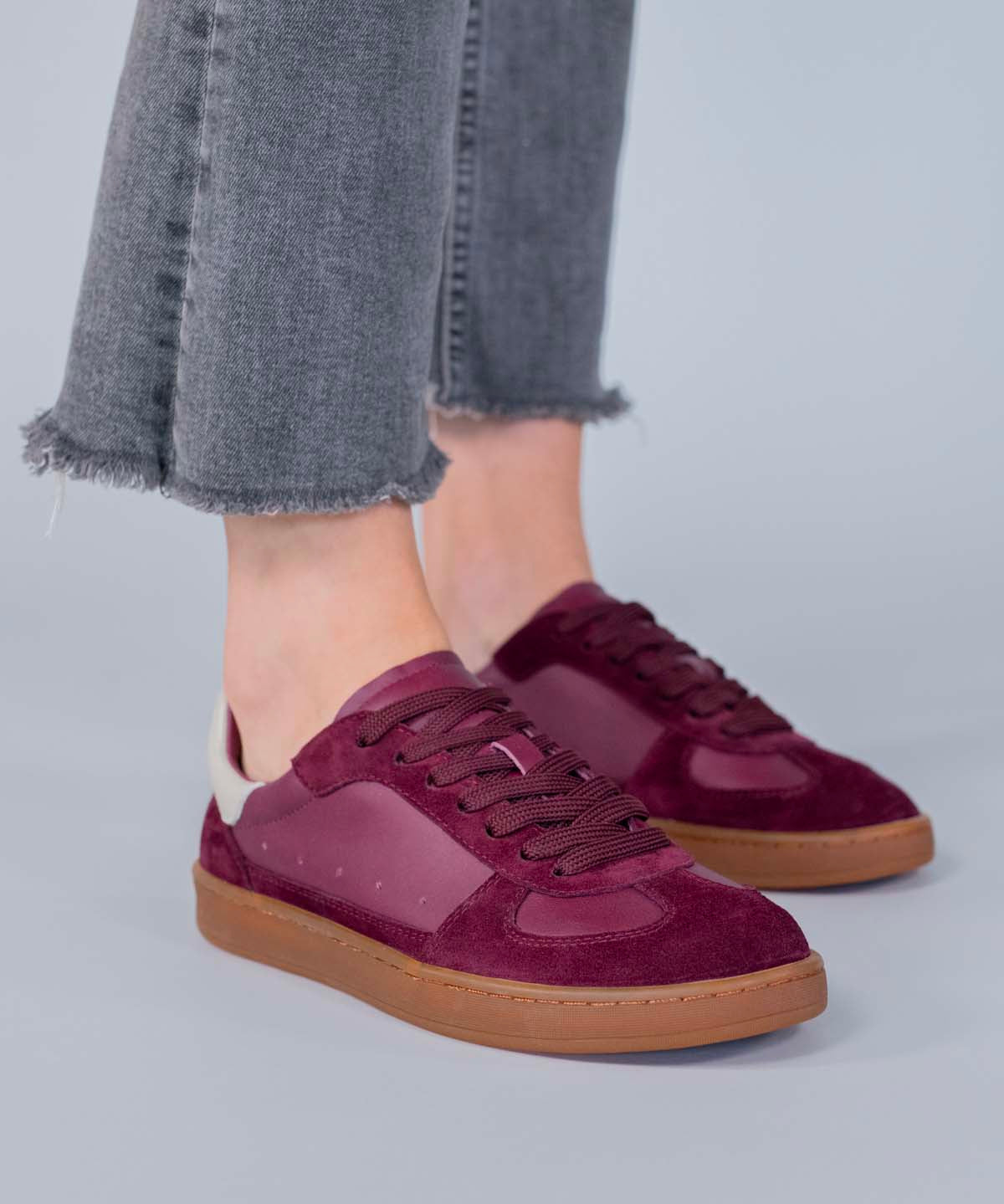 Zapatilla Cuero Mujer Dallas Burdeo Hush Puppies