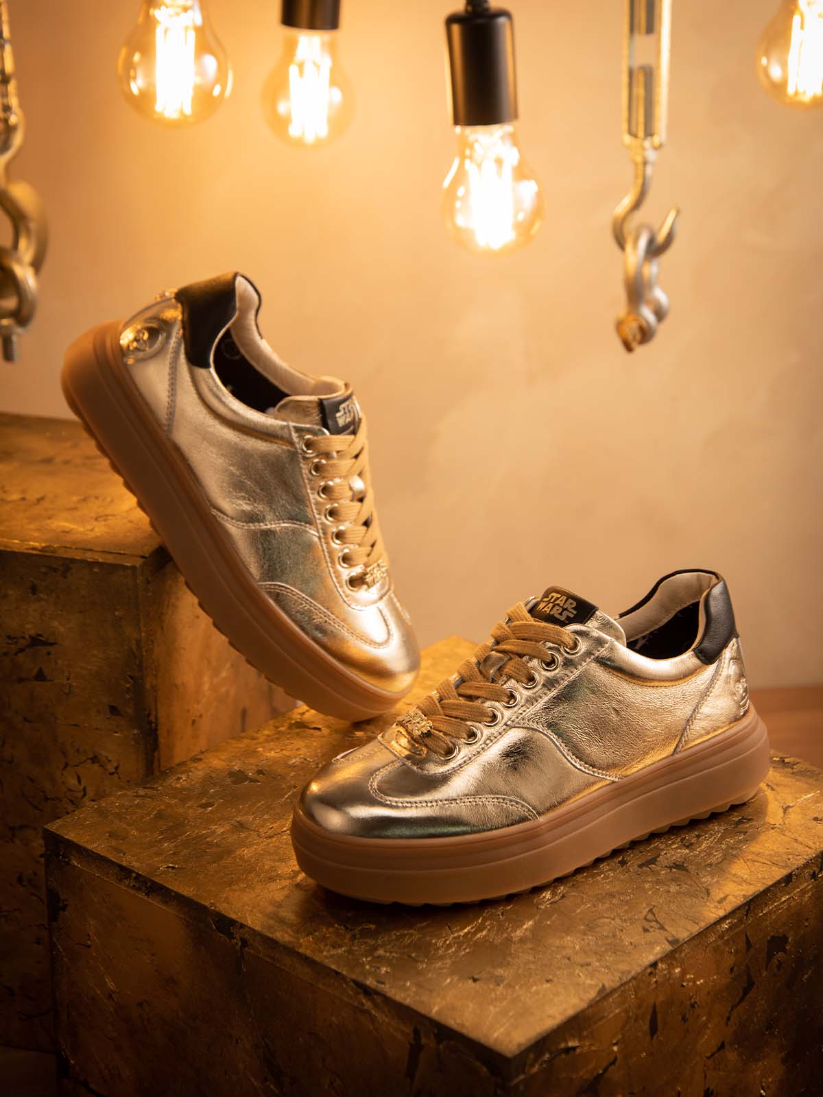 Zapatilla Mujer Star Wars C-3Po Dorado | Hush Puppies