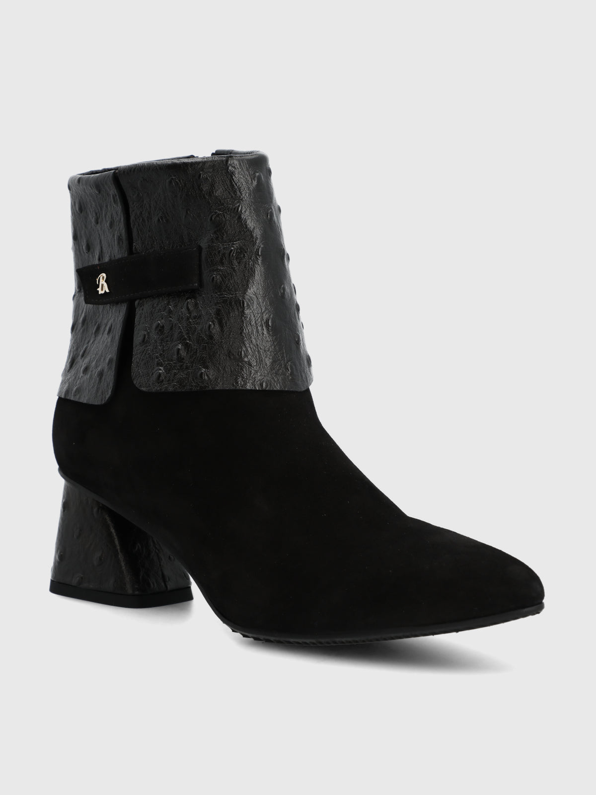 Botin Brunate Cuero Mujer Milazo Negro-Hush Puppies Chile
