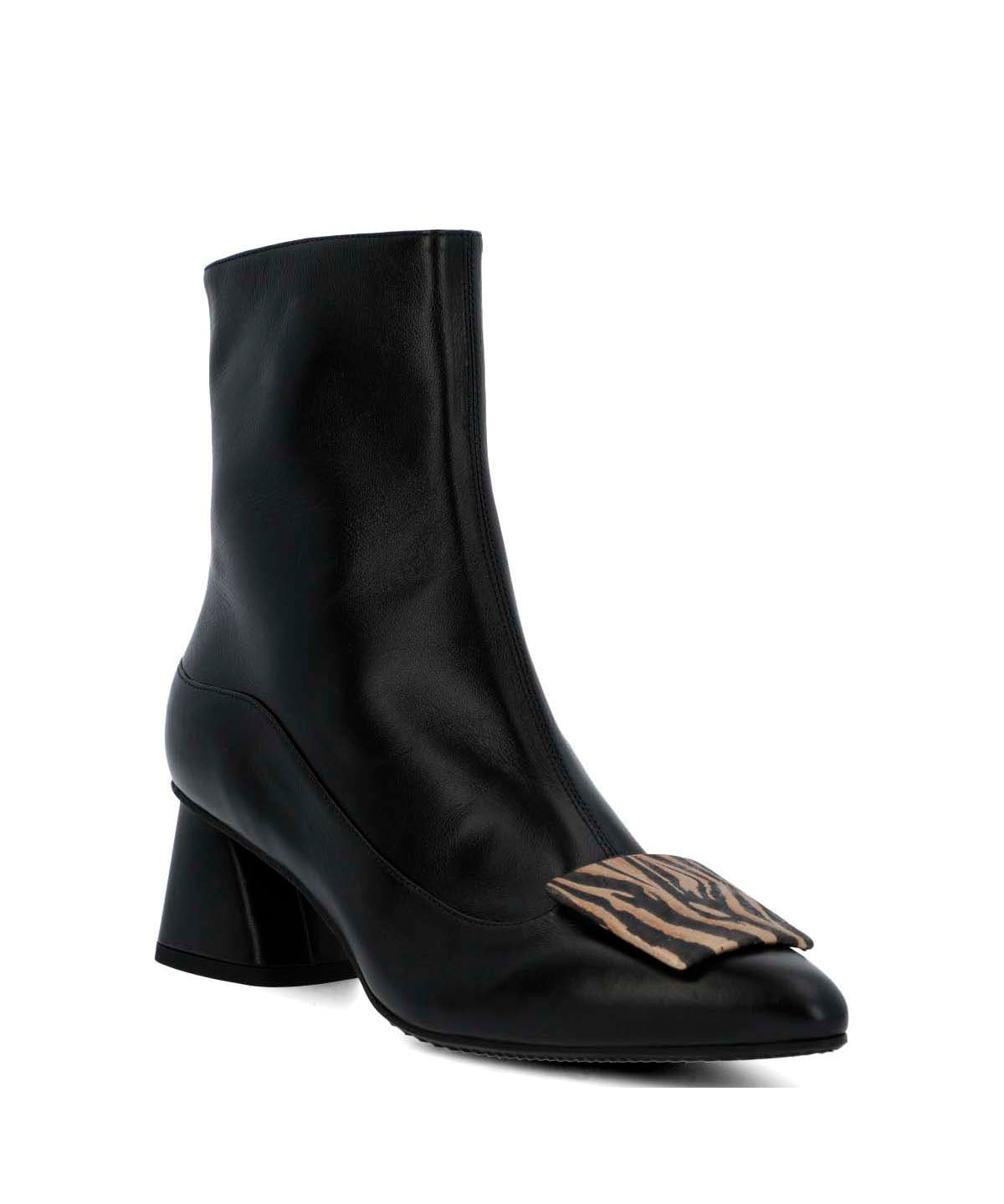 Botin Brunate Cuero Mujer Bertani Negro-Hush Puppies Chile