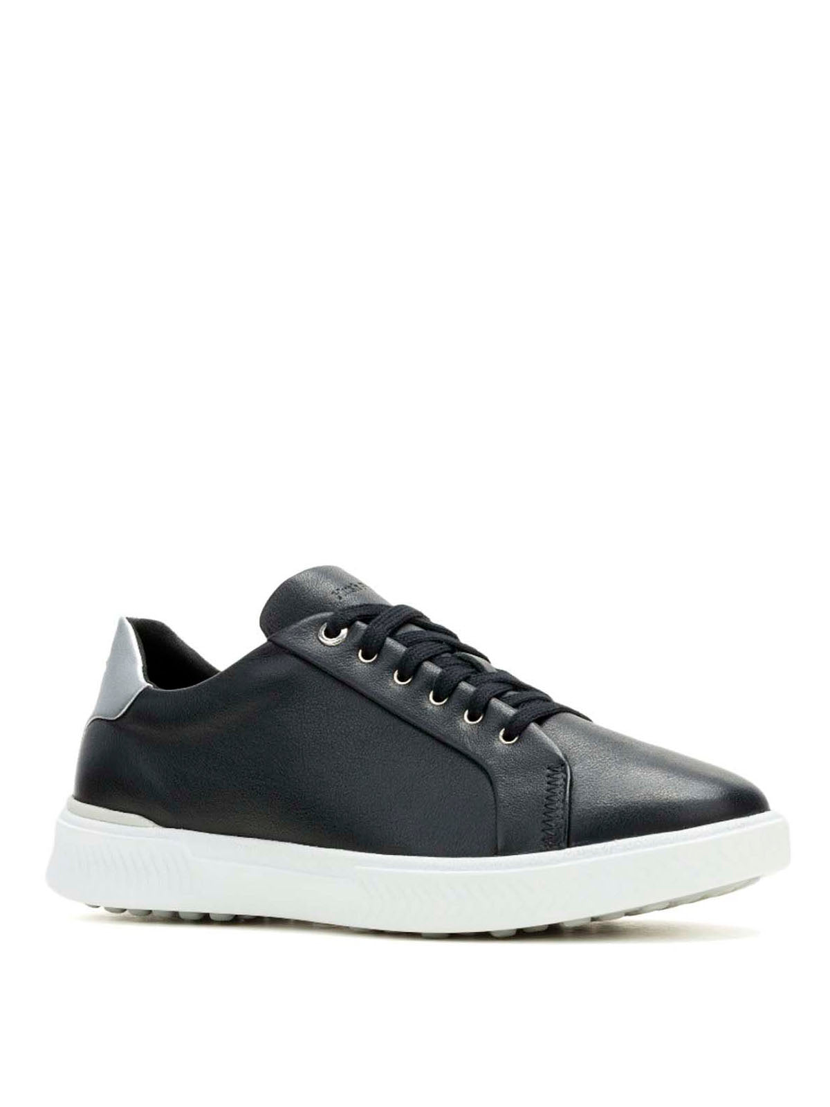 Zapatilla Cuero Mujer Mae Laceup Negra
