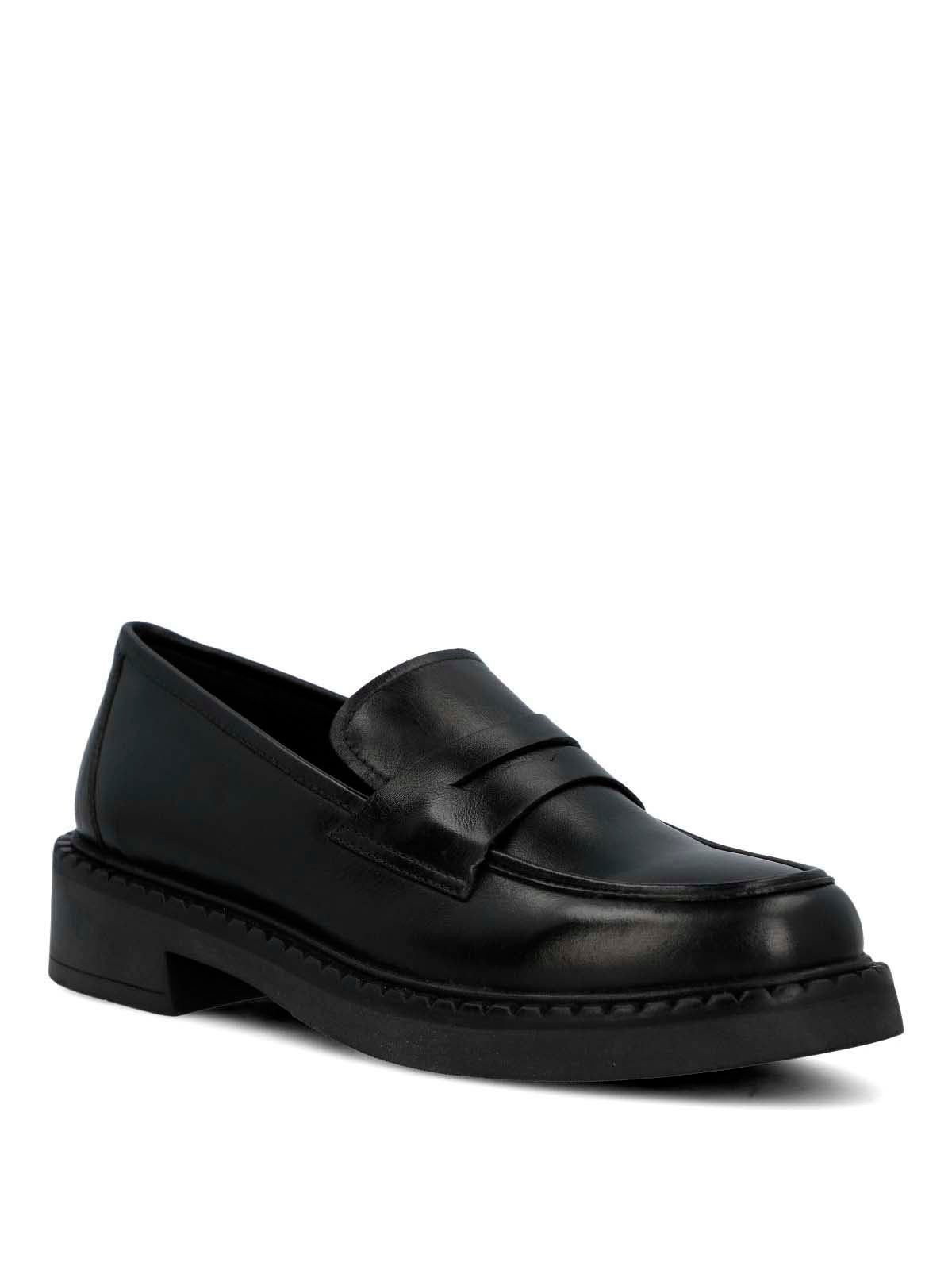 Mocasin Cuero Mujer Ruberta Negro