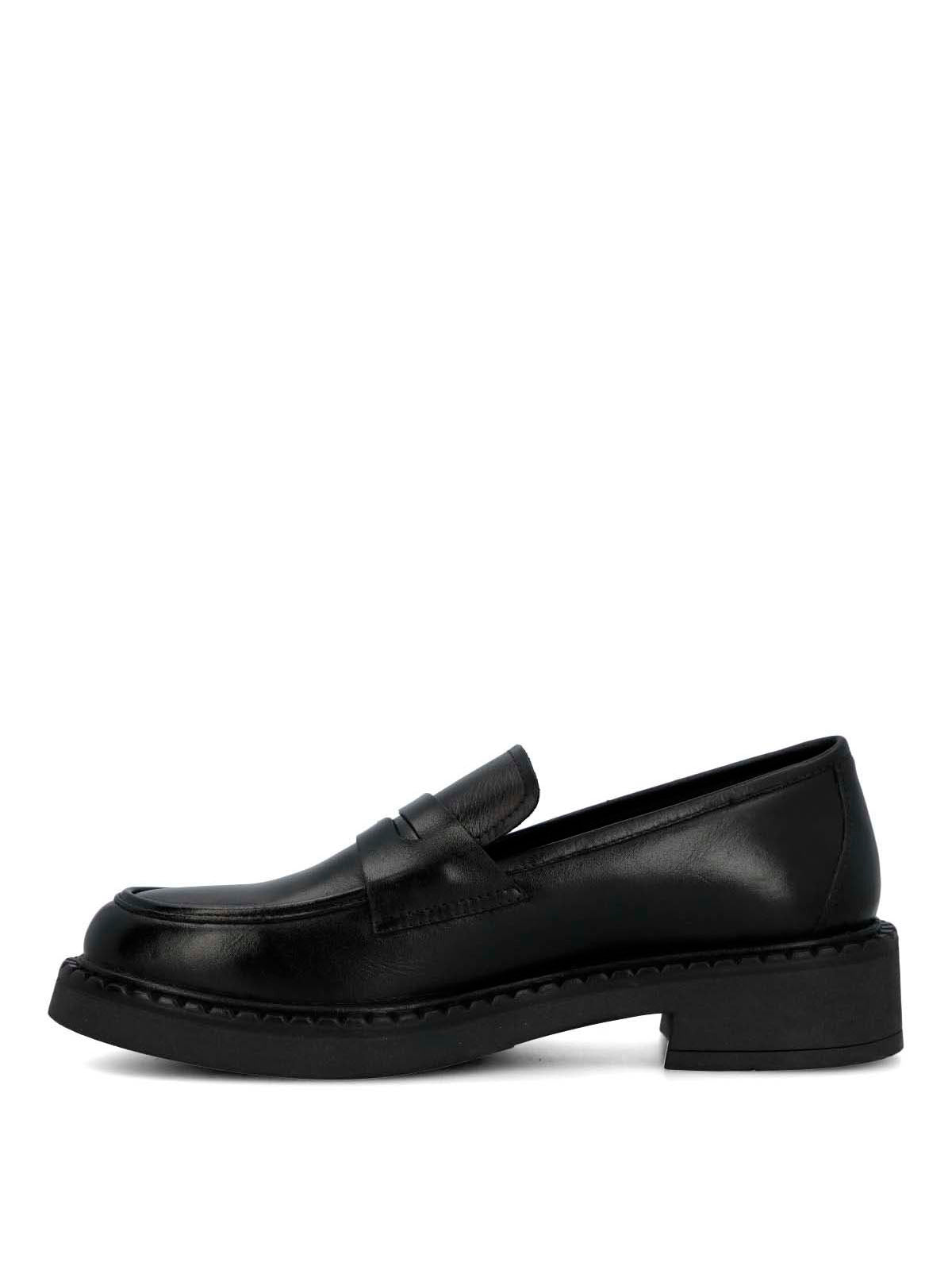 Mocasin Cuero Mujer Ruberta Negro