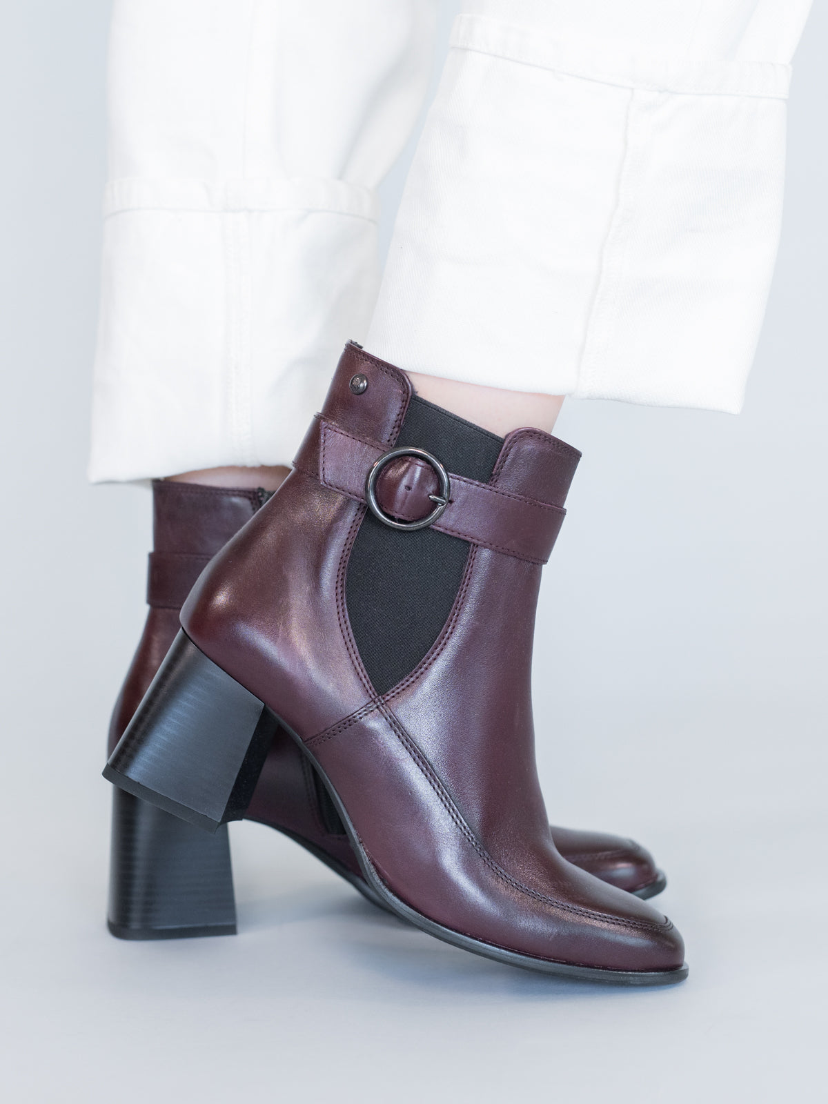 Botin Cuero Mujer Denhall Rojo