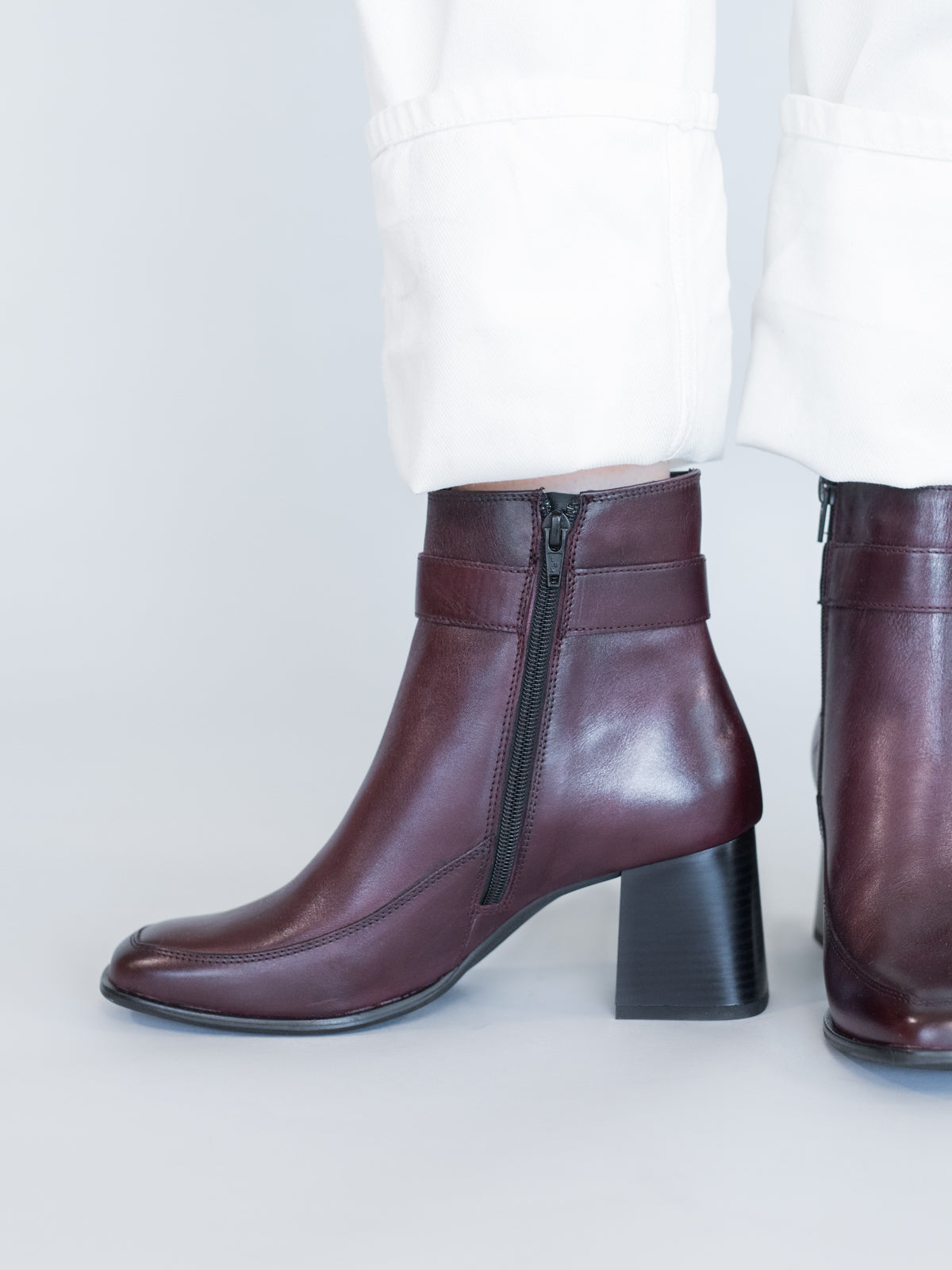 Botin Cuero Mujer Denhall Rojo