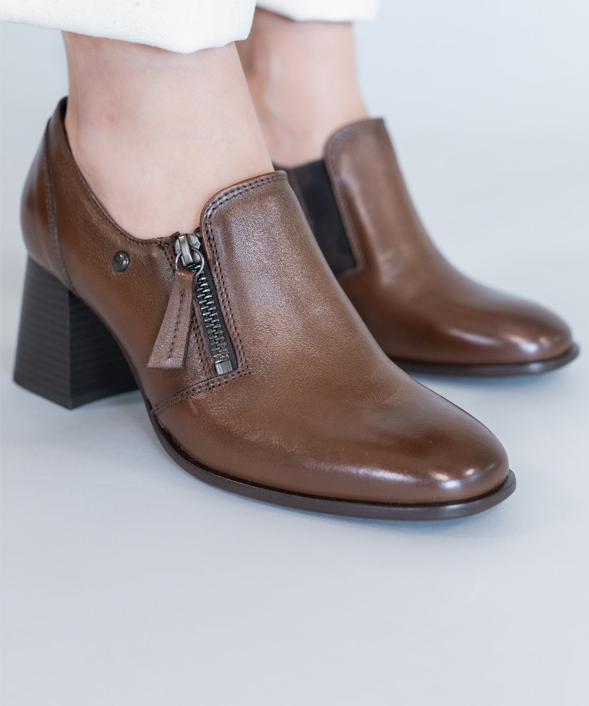 Zapato Cuero Mujer Pomell Café