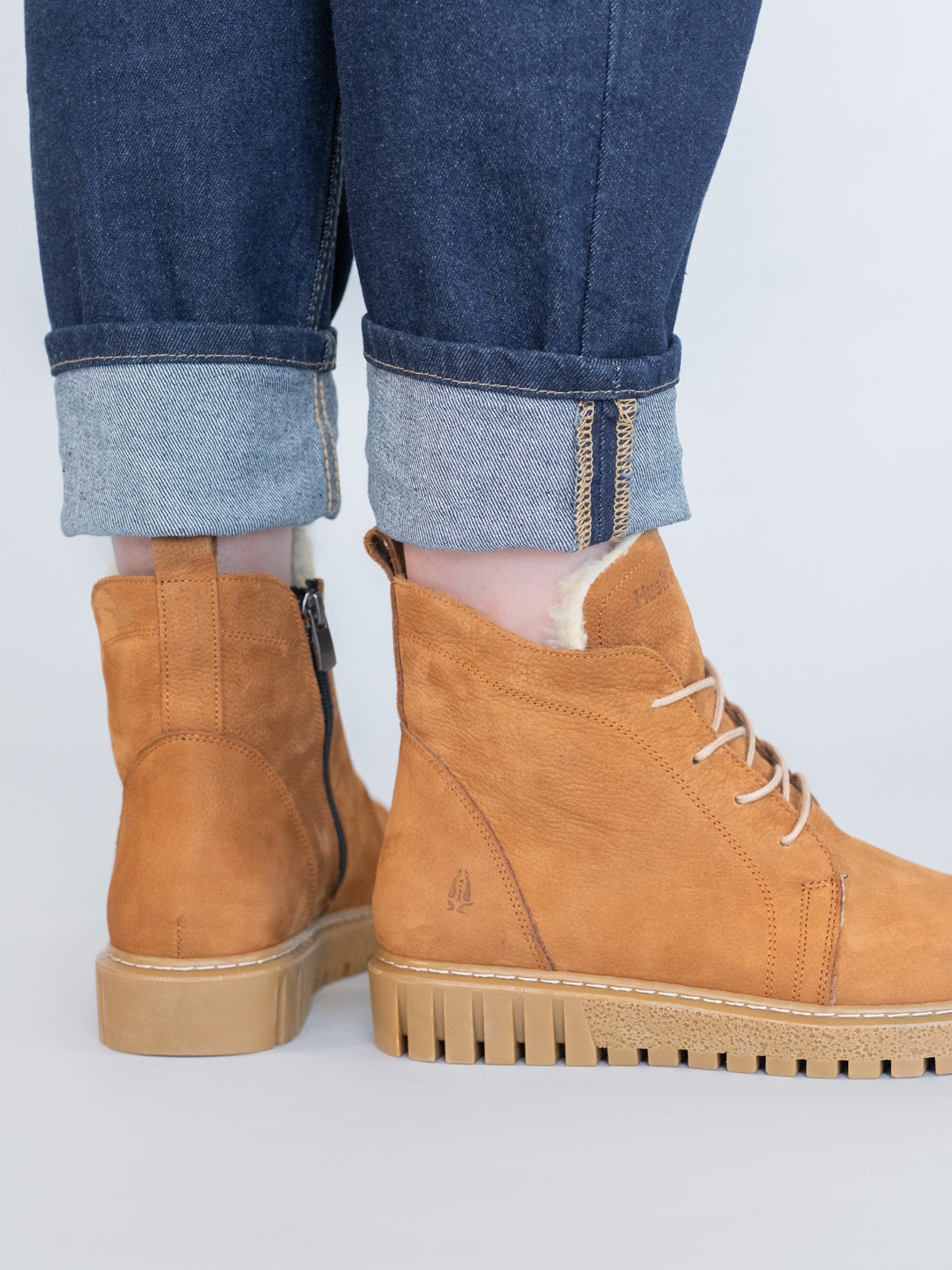 Botin Cuero Mujer Clere Café-Hush Puppies Chile