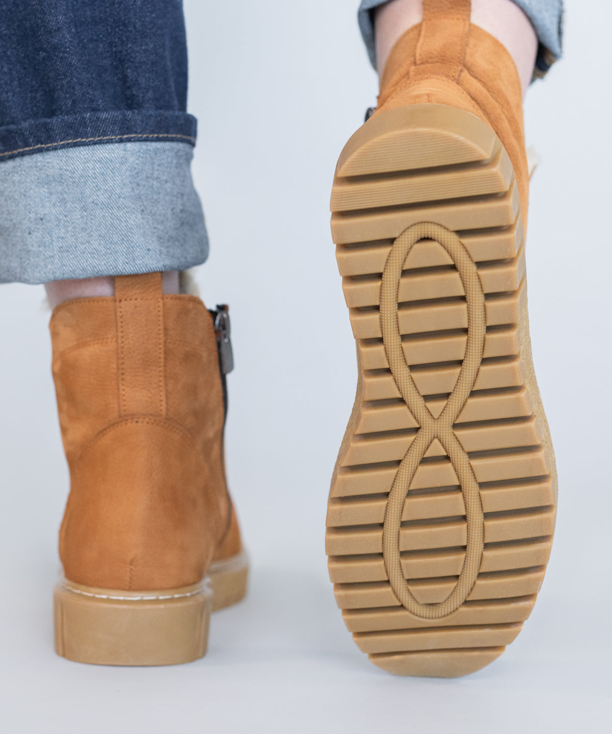 Botin Cuero Mujer Clere Café-Hush Puppies Chile