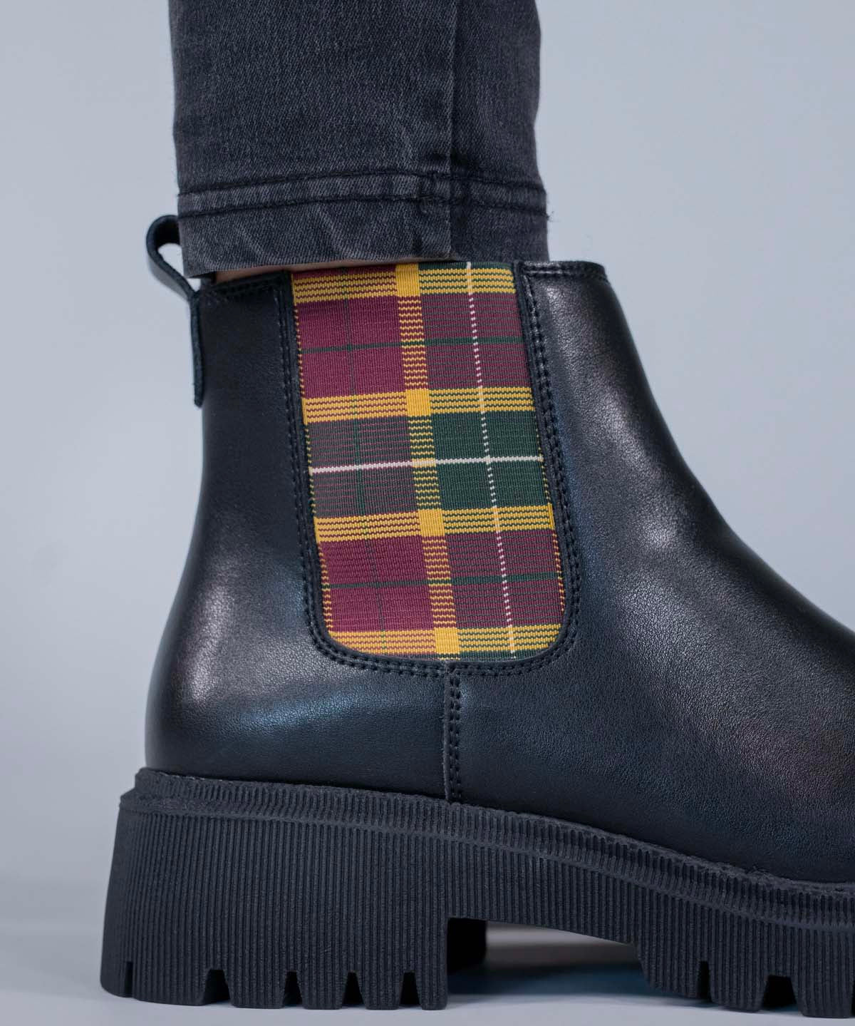 Botin Cuero Mujer Lacock Negro