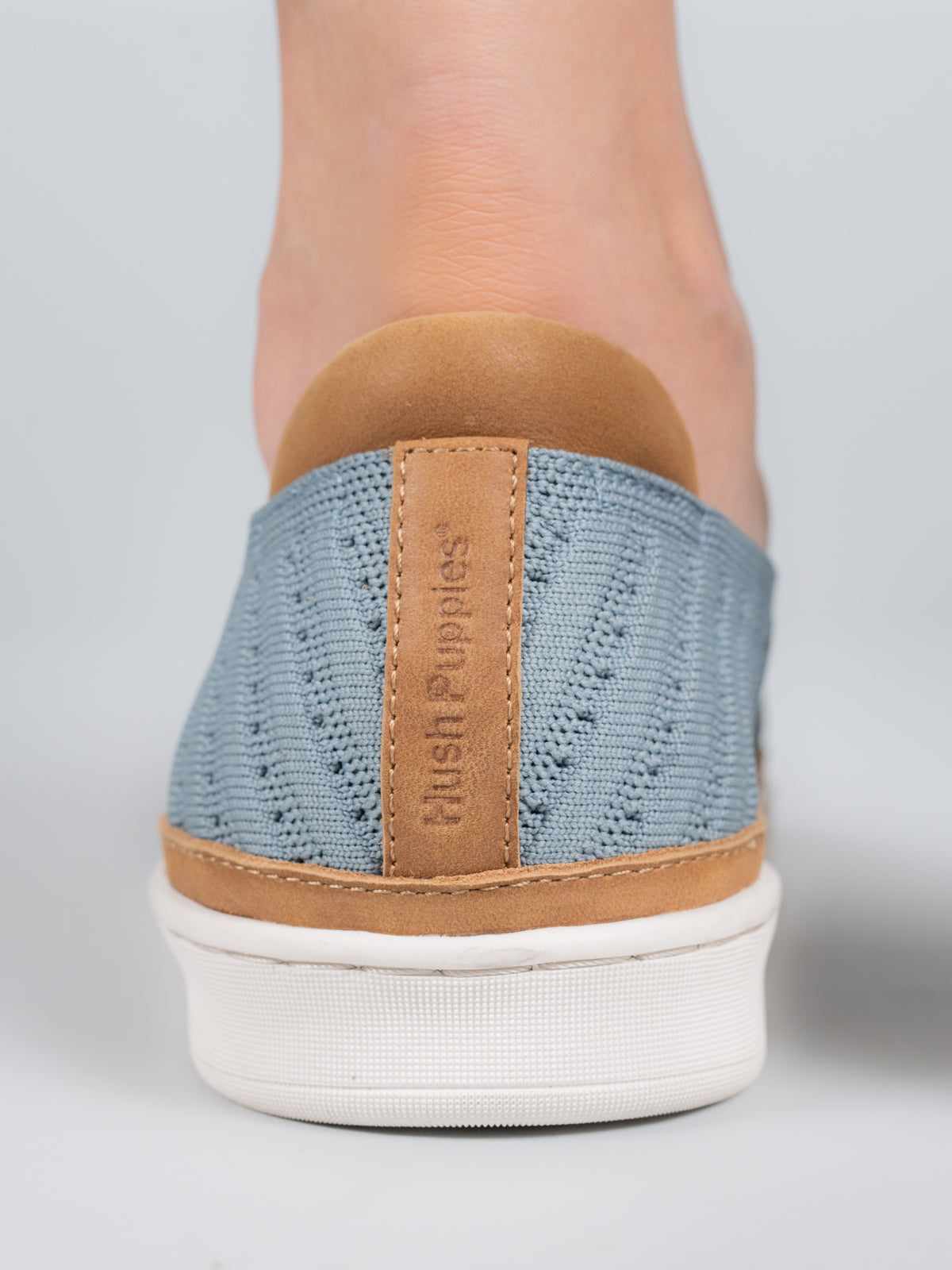 Zapatilla Knit Mujer Trento Celeste